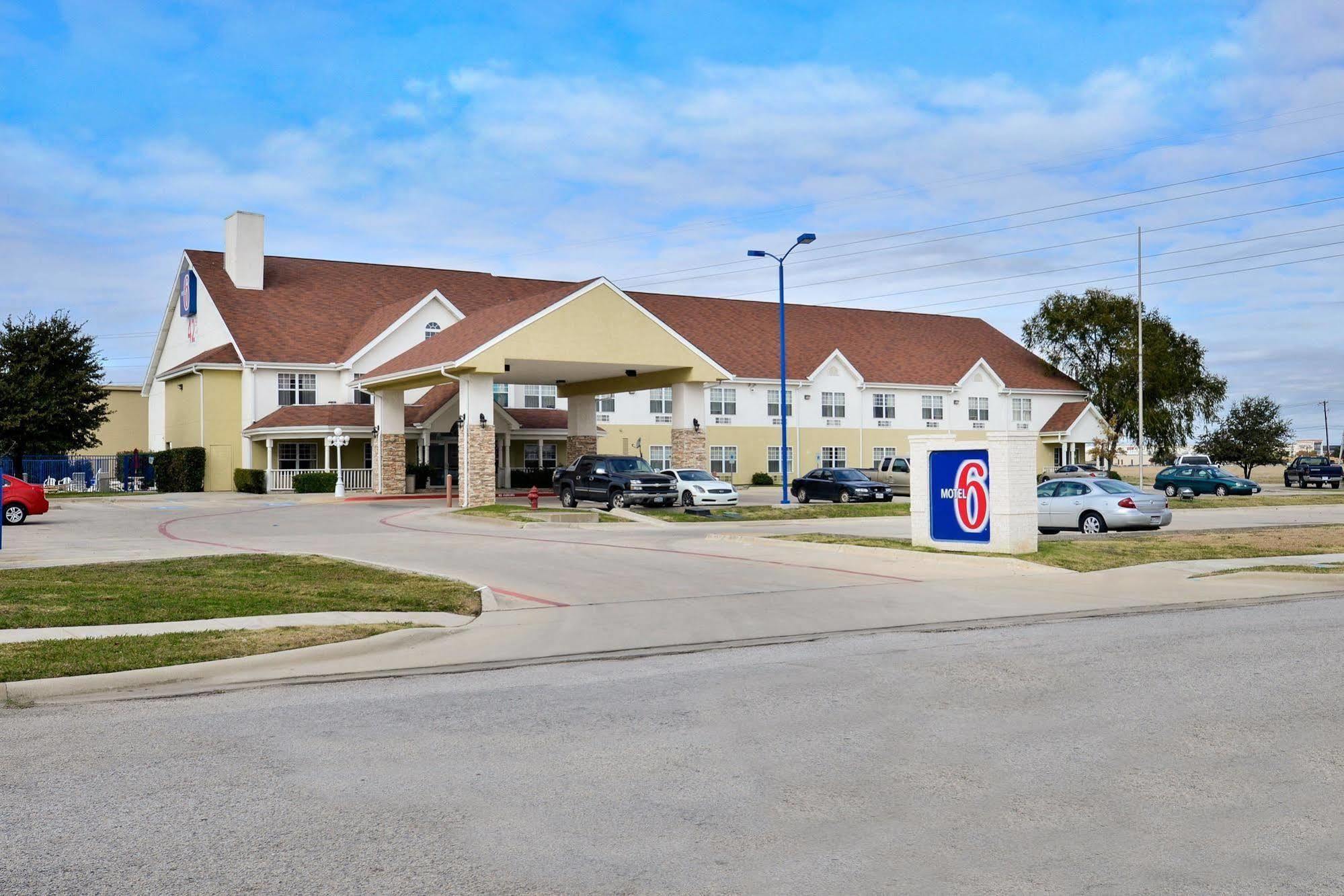 Motel 6-North Richland Hills, Tx - Ne Fort Worth Exterior photo